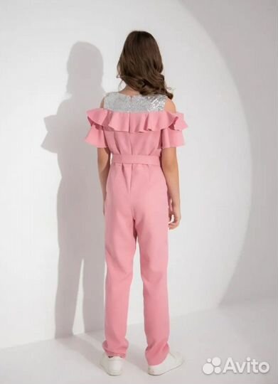 Нарядный комбинезон