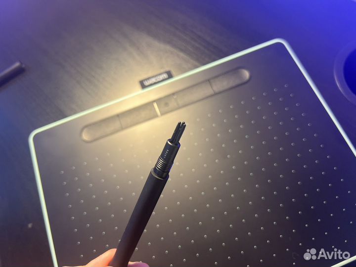 Графический планшет wacom intuos M