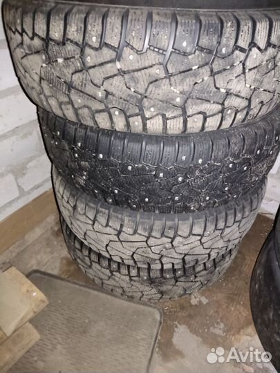 Pirelli Ice Zero 175/75 R14 82