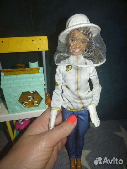 Барби пчеловод