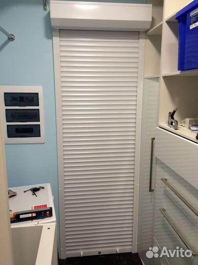 Рольставни на двери