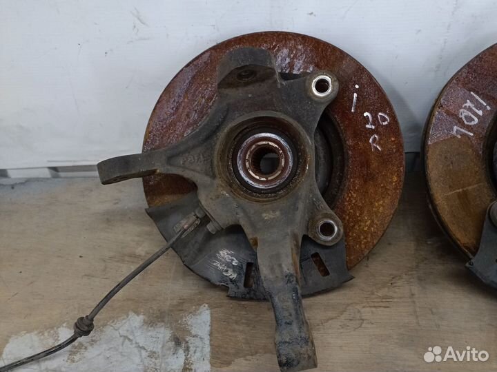 Кулак поворотный LR hyundai I 20