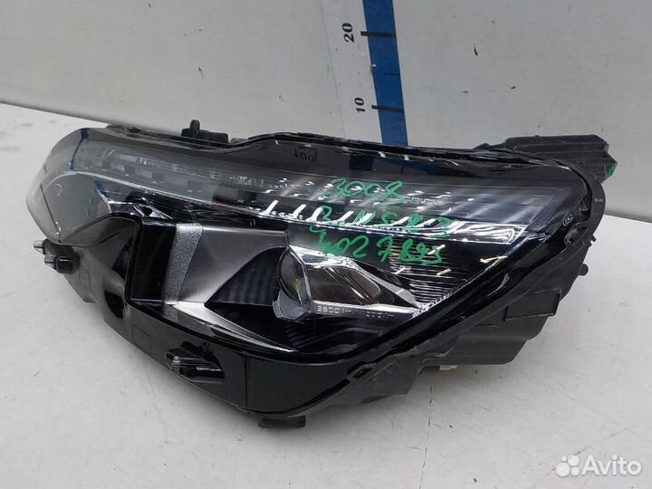 Фара левая Peugeot 3008