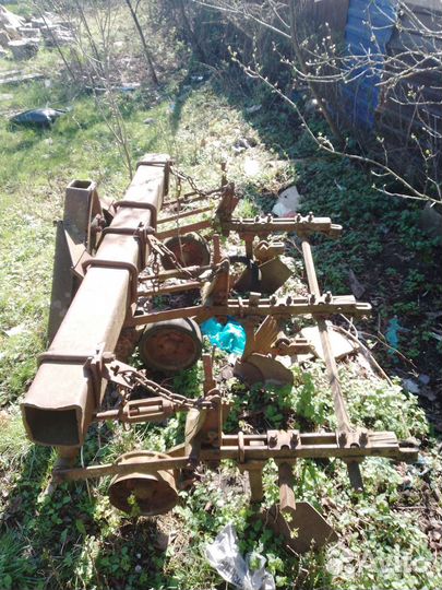 Плуг 1L 2-20, 1981