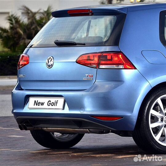 Бампер задний в цвет Volkswagen Golf 7