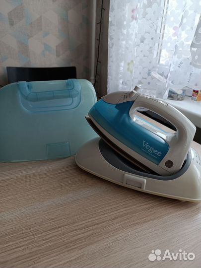 Утюг беспроводной