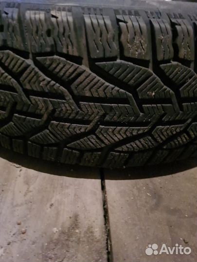 Комплект зимних колёс 225/55/17