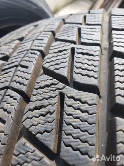 Dunlop Winter Maxx SJ8 225/60 R18