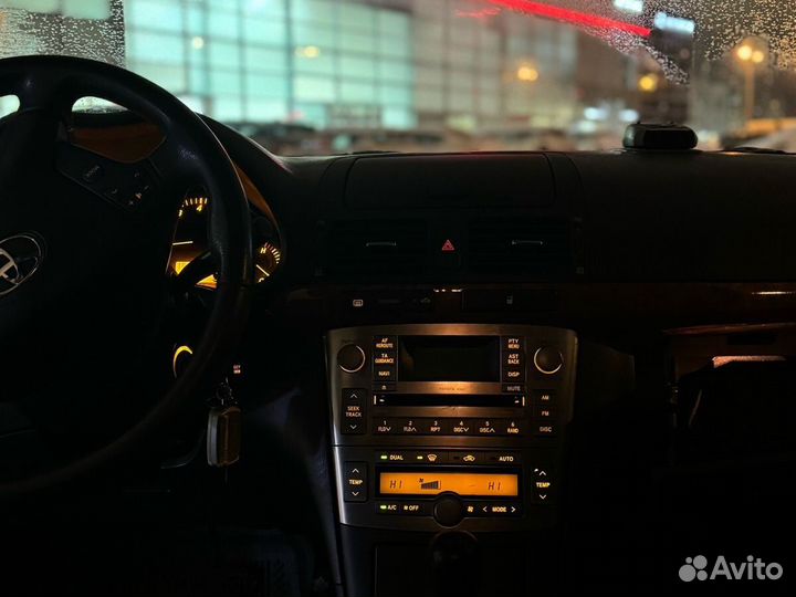 Toyota Avensis 1.8 AT, 2006, 217 194 км