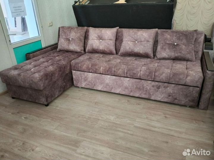 Диван угловой на заказ не б/у