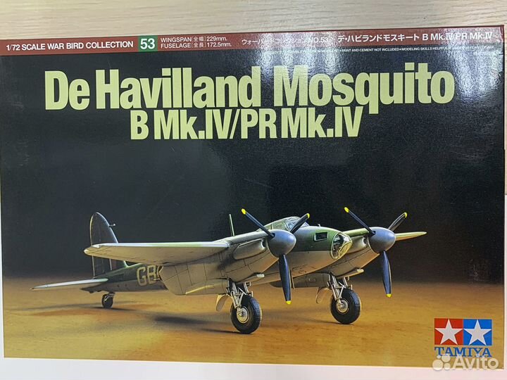 Сборная модель самолета De Havilland Mosquito