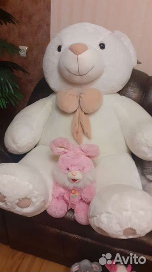 Большие плюшевые медведи