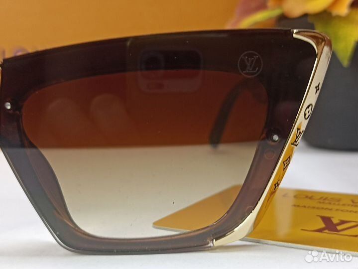 Солнцезащитные очки женские Louis Vuitton 0130