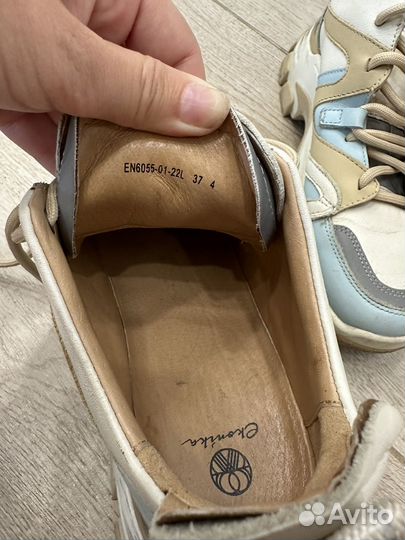 Кроссовки econika 37