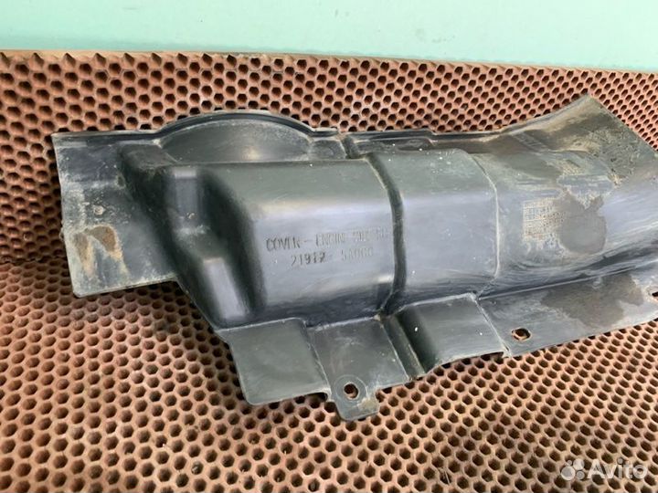 Защита двигателя правая Hyundai County АВТОБУС