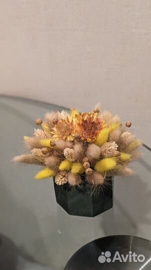 Композиция из сухоцветов