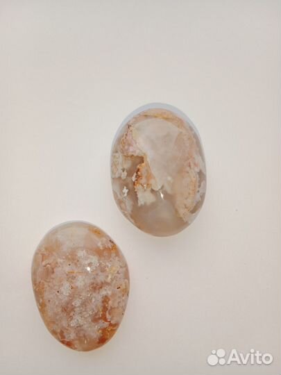 Сакуровый агат