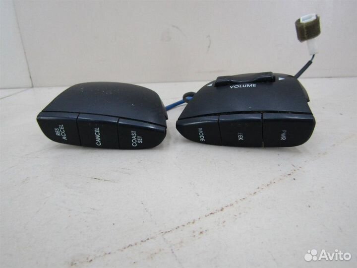 Кнопка многофункциональная Kia Sorento 2002-2009