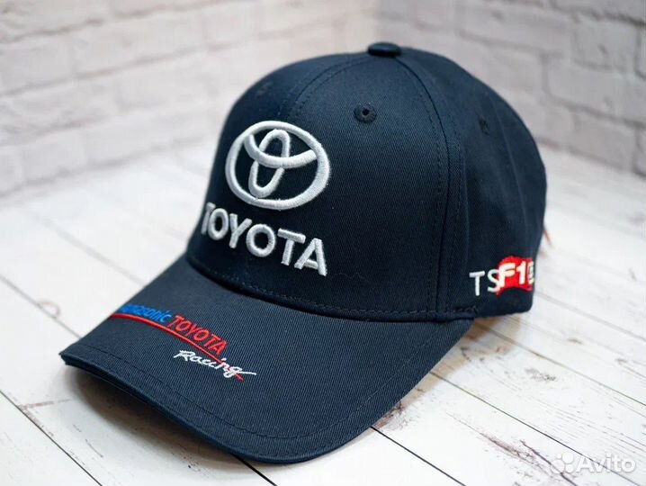 Бейсболка Toyota
