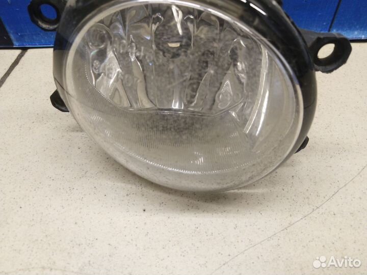 Фара противотуманная правая Land Cruiser (150) -Pr