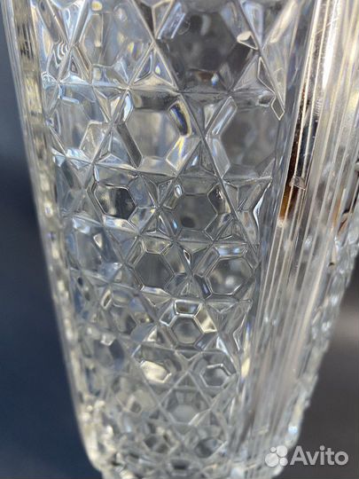 Ваза хрустальная