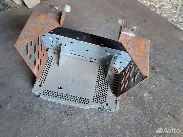 Магнитола на Ягуар x-type