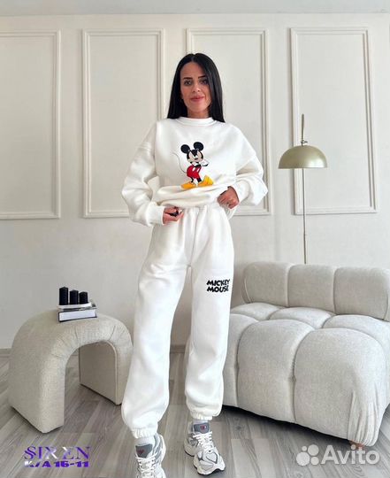 Спортивный костюм