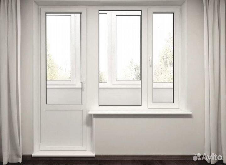 Дверь балконная с отделкой