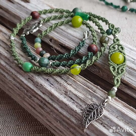 Зелёные лулы, браслеты, серёжки, дредобусины