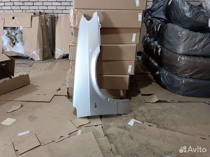 Крыло ваз 2114 правое цвет серебристый металлик