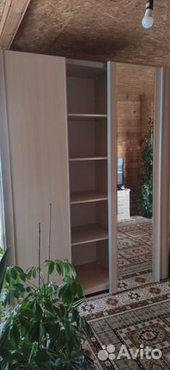 Шкаф-купе 3х створчатый с зеркалом