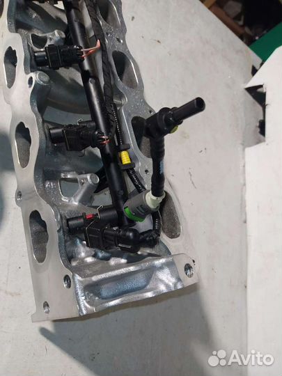 Впускной коллектор в сборе Рено Дастер новая