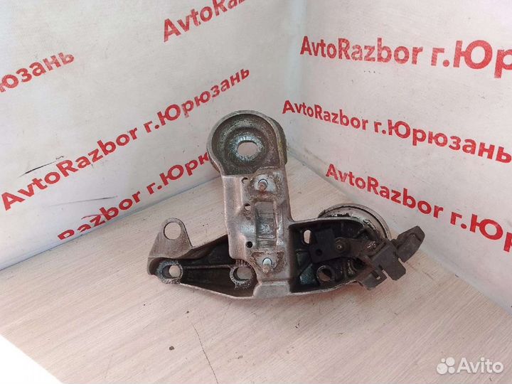 Кронштейн опоры двигателя Audi A4 B5