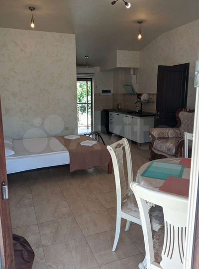 2-к. квартира, 60 м², 3/3 эт.