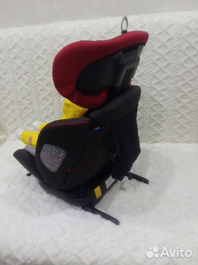 Поворотное кресло 0-36кг изофикс