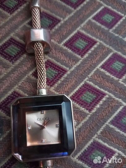 Часы женские gucci