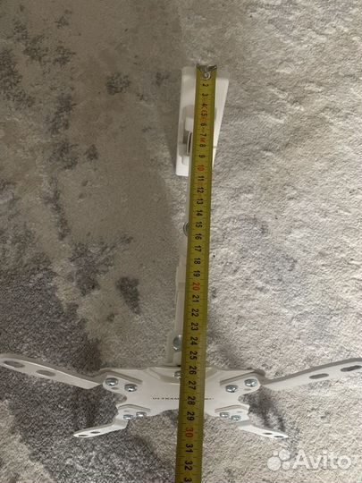 Настенный кронштейн для телевизора