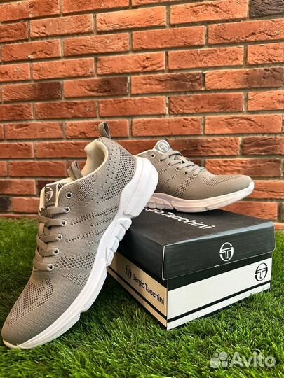 Кроссовки оригинал