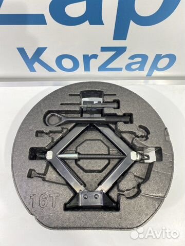 Домкрат с ключами Kia Xceed CD