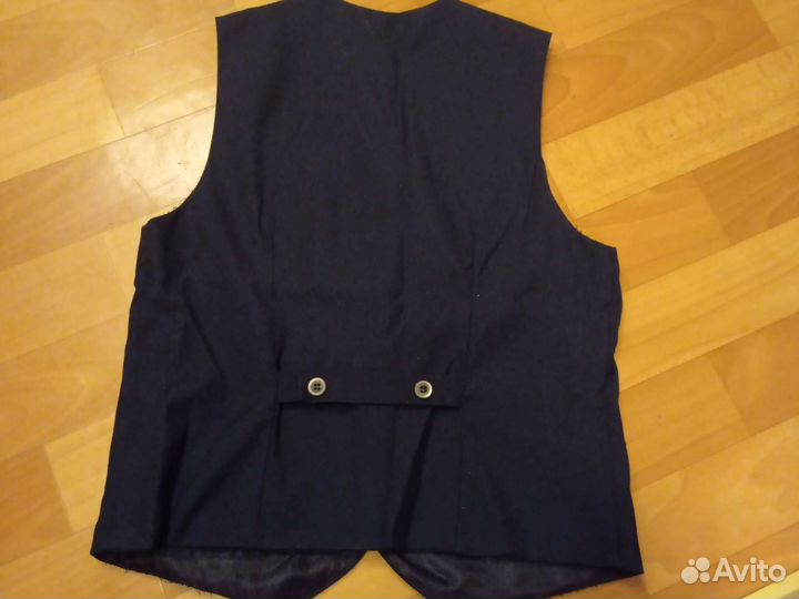 Жилетка для мальчика школьная 164