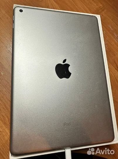 iPad 6th generation 128 GB Wi-Fi