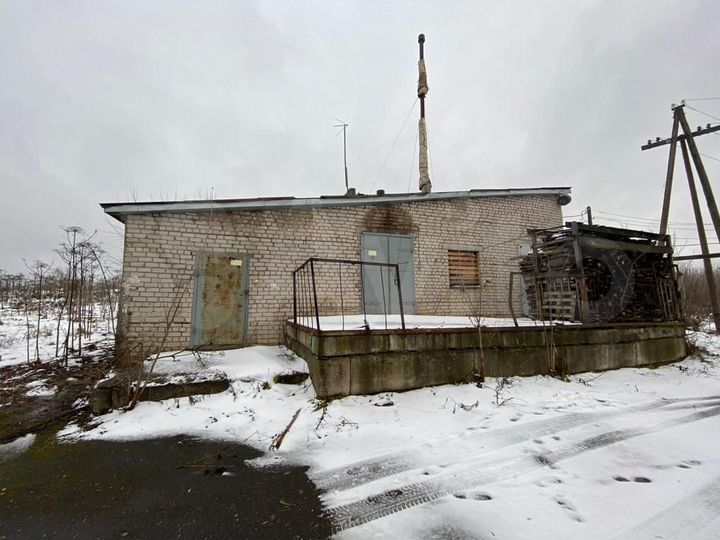 Отдельно стоящее здание, 240.6 м²