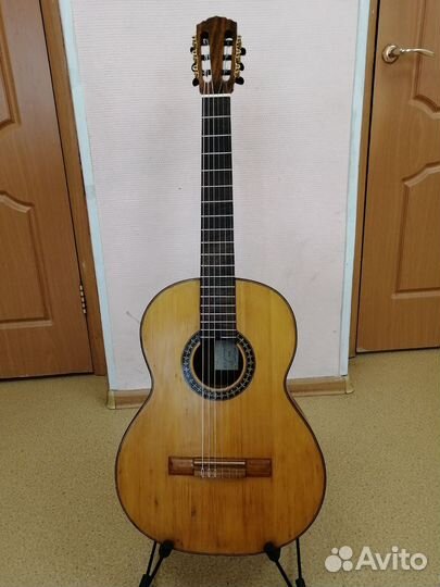 Классическая гитара мастеровая 4/4