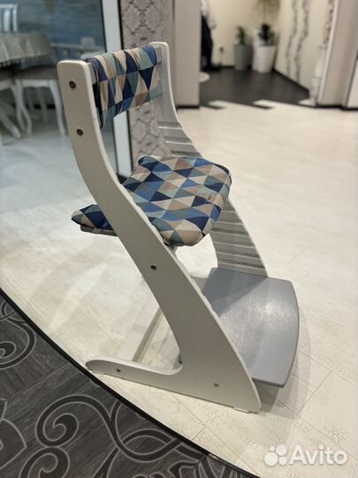 Продам растущий стул