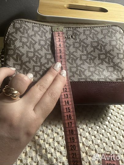 Кожаная кросс-боди dkny оригинальная