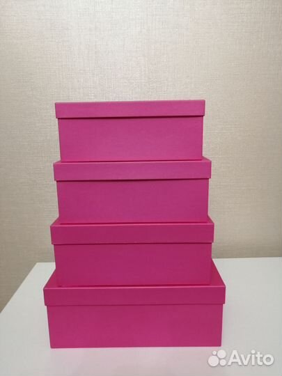 Подарочная коробка