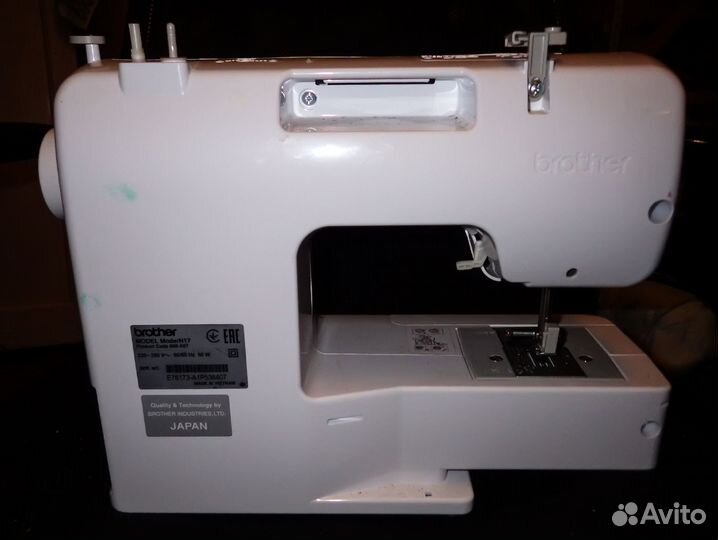 Швейная машинка brother