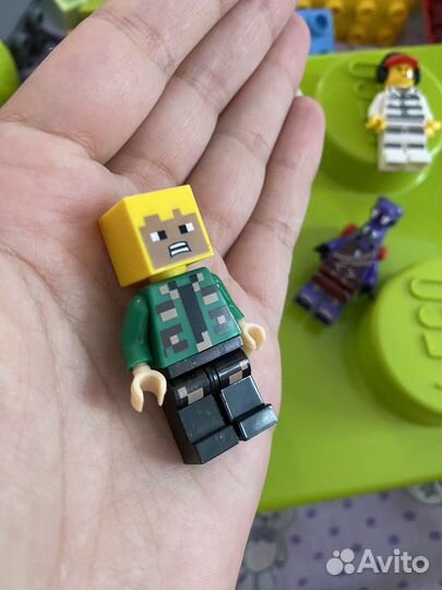 Lego персонажи