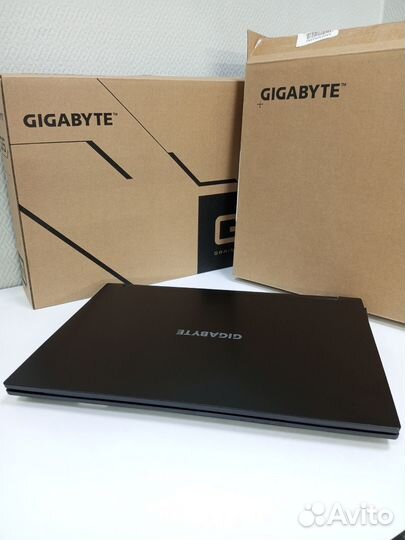 Новый игровой ноутбук Gigabyte core i5+3060