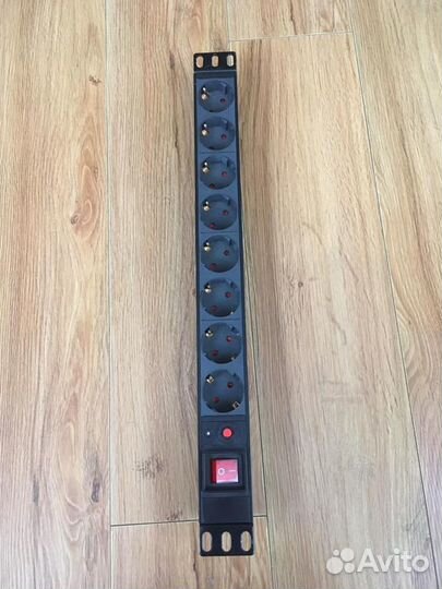 Блок розеток в стойку